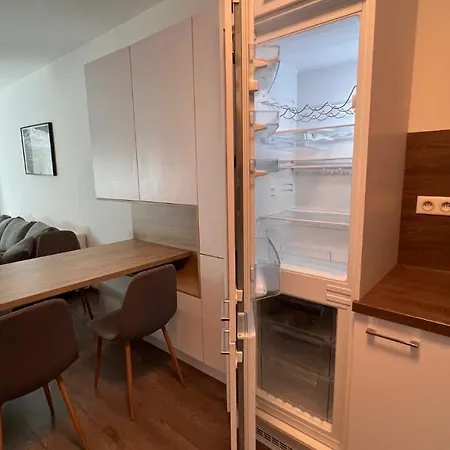 2 Apartment, Old City, New Building - Stein Bratislava