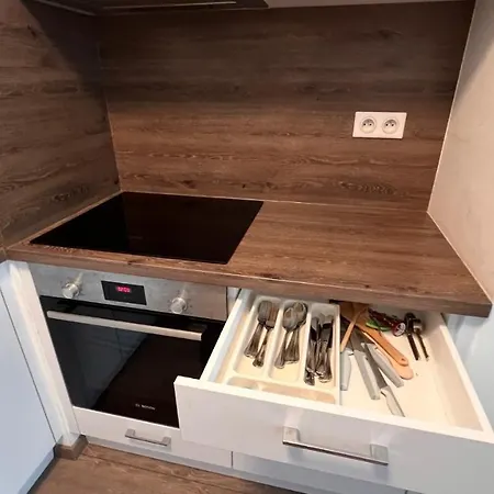 2 Apartment, Old City, New Building - Stein Apartment *