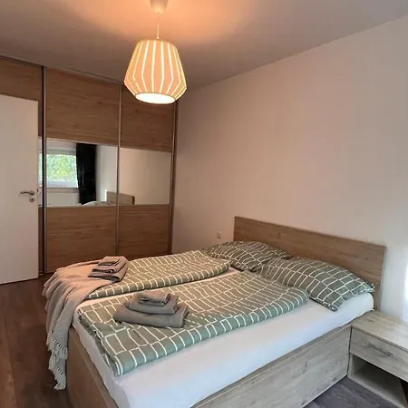 2 Apartment, Old City, New Building - Stein Apartment Bratislava