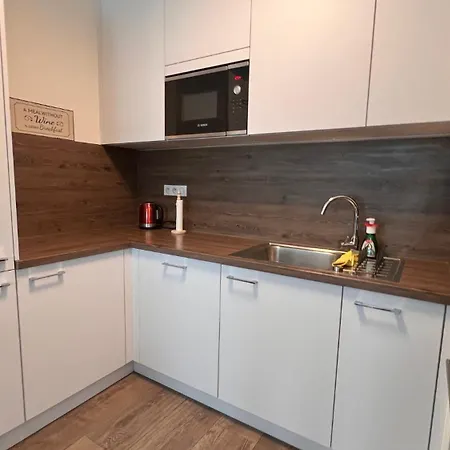 2 Apartment, Old City, New Building - Stein * Bratislava