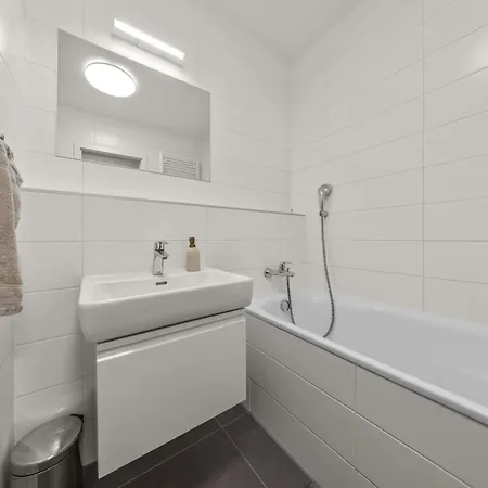 Air Conditioned 2 Apartment, Old City, New Building - Stein Appartement Bratislava