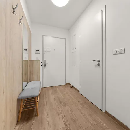 Апартаменты Air Conditioned 2 Apartment, Old City, New Building - Stein *