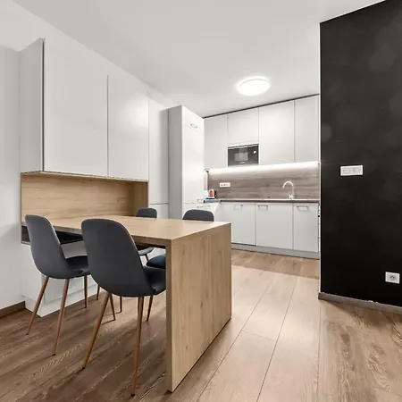 Air Conditioned 2 Apartment, Old City, New Building - Stein Апартаменты *